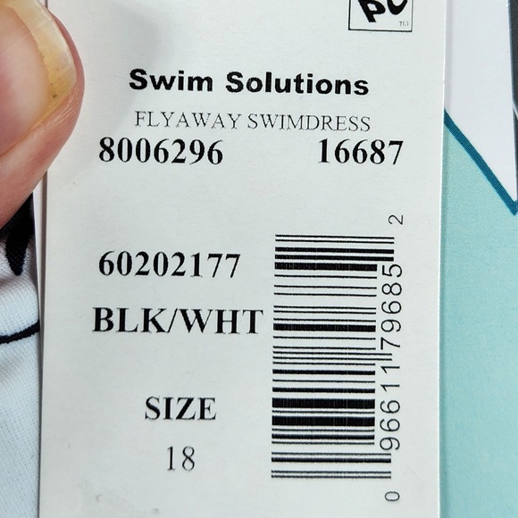 Swim Solutions Womens 18 Black Floral Flyaway Swimdress Tummy Control Resortwear - Picture 6 of 6